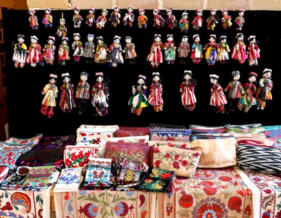 Top 5 Souvenirs to buy from a trip in Uzbekistan