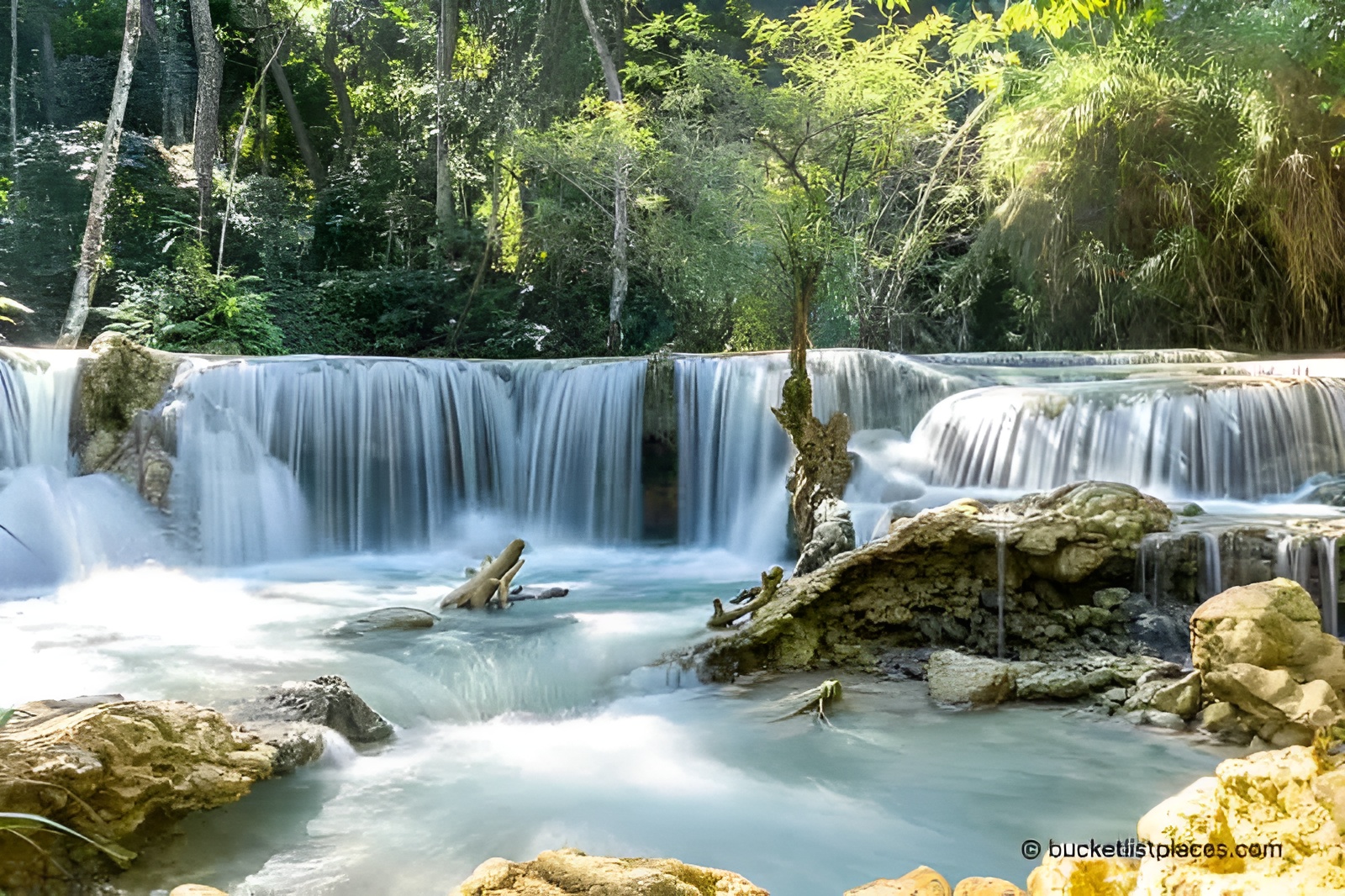 The 9 Best and Most Beautiful Places to Visit in Laos